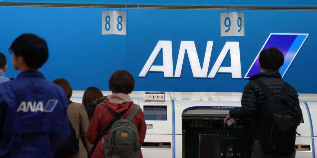 Airbus sospende 6.000 aerei: rischio per i voli mondiali e nuovo componente per l'aereo del Papa