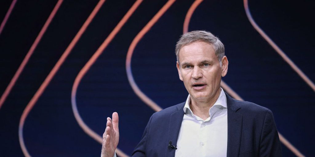 Cambio al Vertice di Porsche: Oliver Blume Lascia la Guida dopo Dieci Anni di Leadership