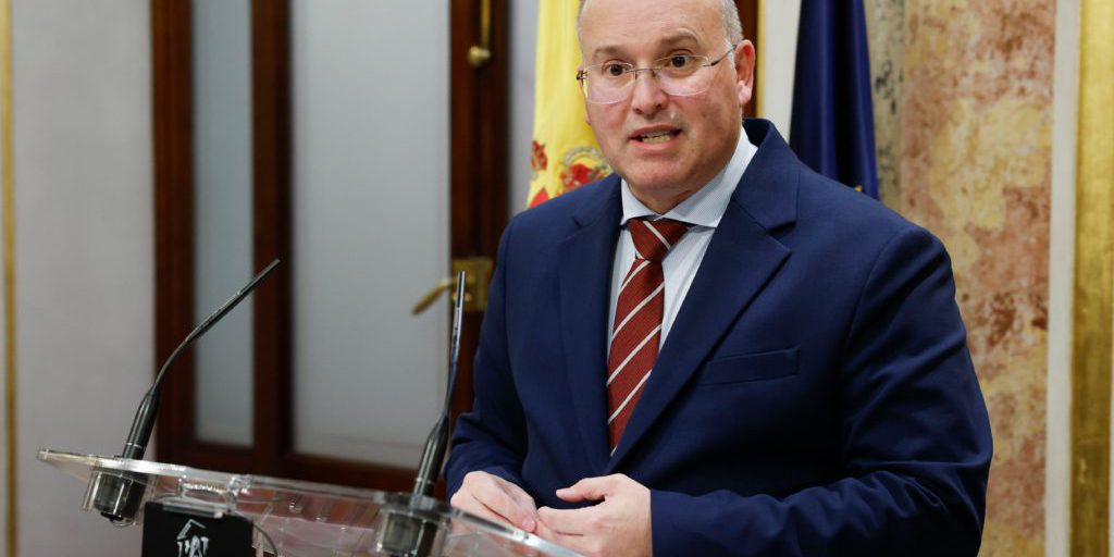 Miguel Tellado si lancia in diretta contro TVE e Silvia Intxaurrondo: “Questo non può accadere in democrazia”