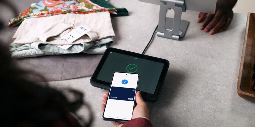 La peak season dello shopping si avvicina: per gli italiani acquisti multicanale e una spesa media di 227€