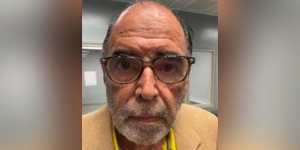 ICE detiene 42 cileni, tra cui un ex agente della DINA