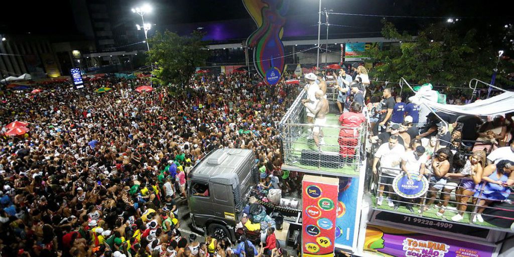 Carnaval sob censura? PL pode multar foliões na Bahia; entenda