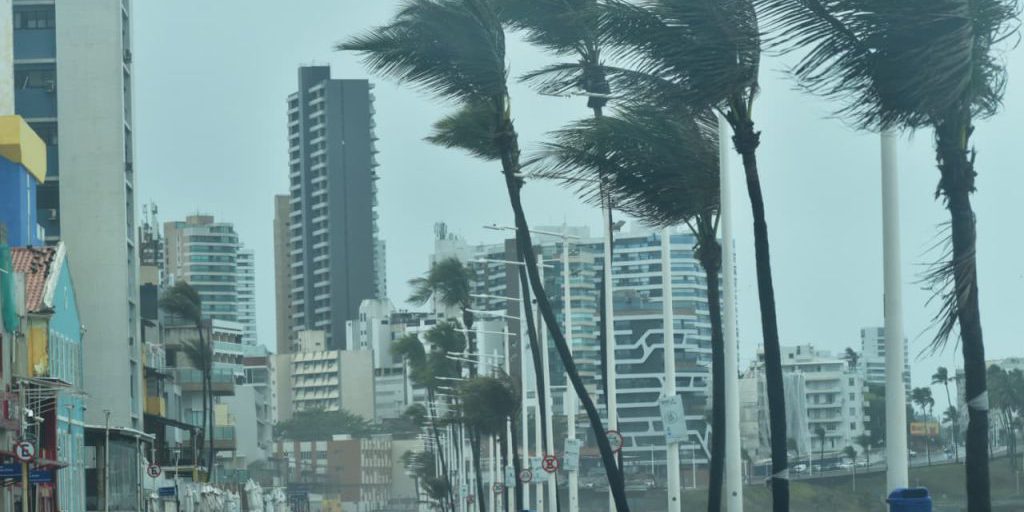 Temporal continua: veja os bairros mais afetados em Salvador