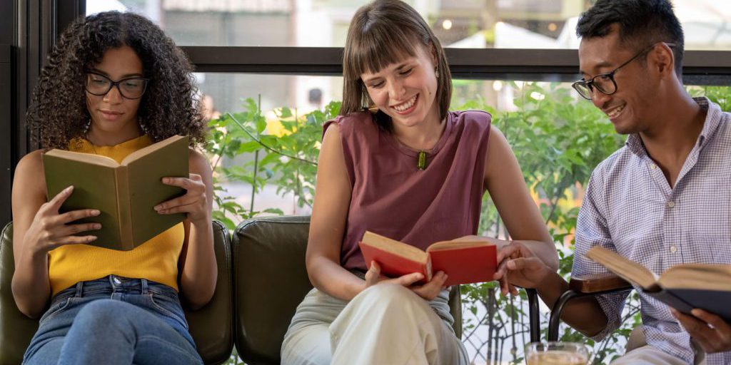 "Disintossicazione digitale consapevole: il movimento globale per ritrovare l'equilibrio nella vita"