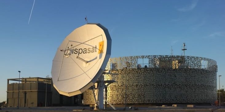 Indra versa 725 milioni di euro per acquisire Hispasat prima della chiusura del 2025