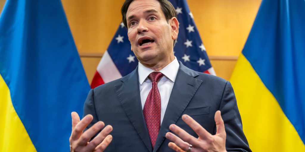 Ucraina e Stati Uniti si incontrano a Florida per riavviare le trattative di pace