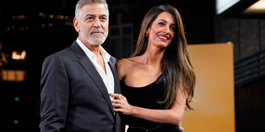 Trump critica la cittadinanza francese di George e Amal Clooney