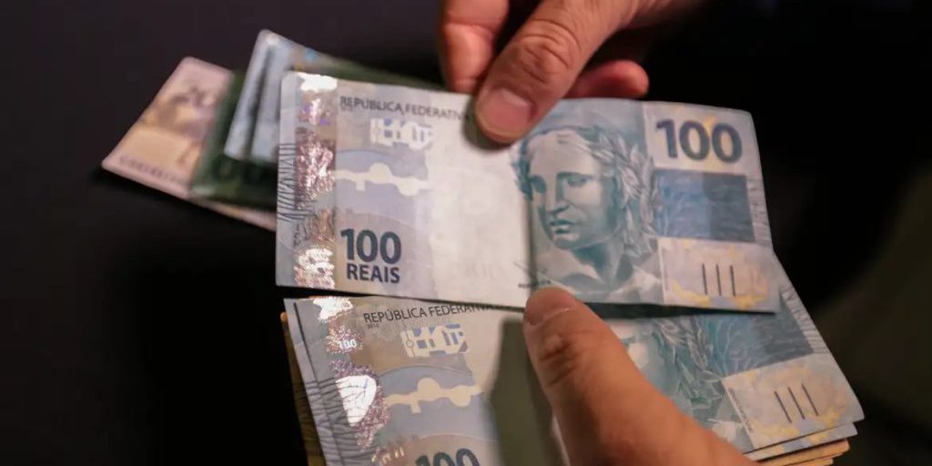 IR 2025: Receita abre consulta ao lote residual nesta sexta-feira