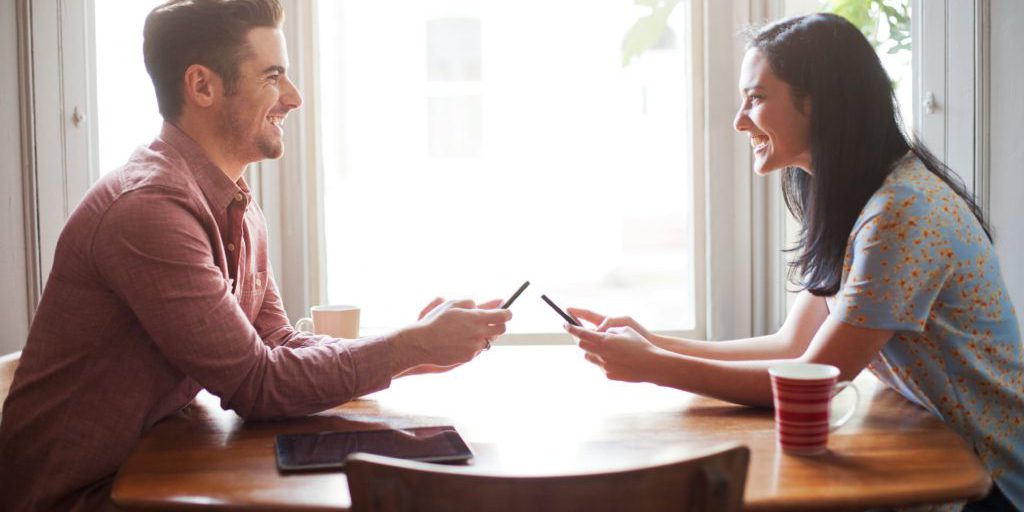 Le cinque migliori app per coppie: dal tamagotchi all’assegnazione delle faccende domestiche