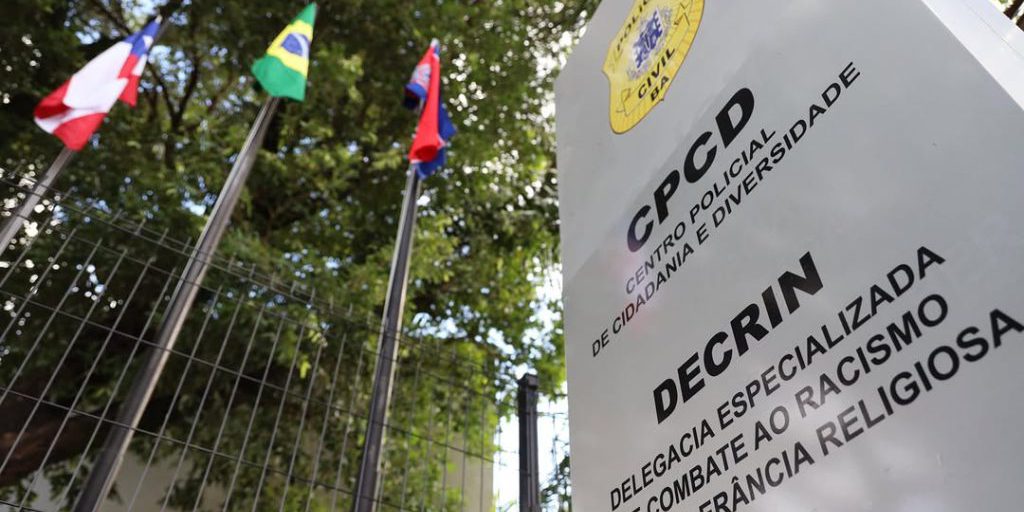 Princípio de incêndio é registrado em faculdade de Salvador