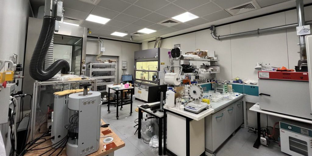 Batterie al Manganese: la Start Up Ges si Prepara a Rivoluzionare il Mercato Energetico con una Tecnologia Innovativa e Sostenibile