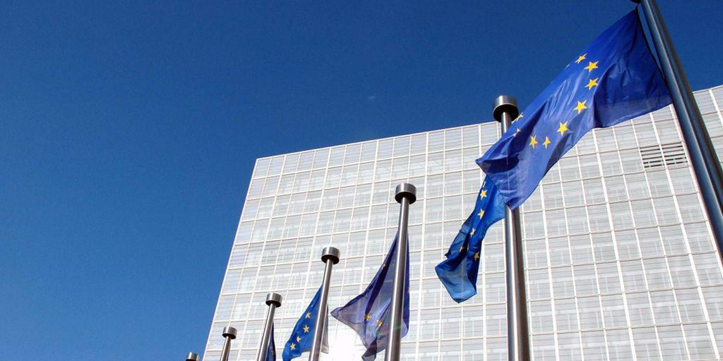 L'Italia affronta la sfida dei fondi europei: solo l'8% utilizzato, verso una riprogrammazione strategica