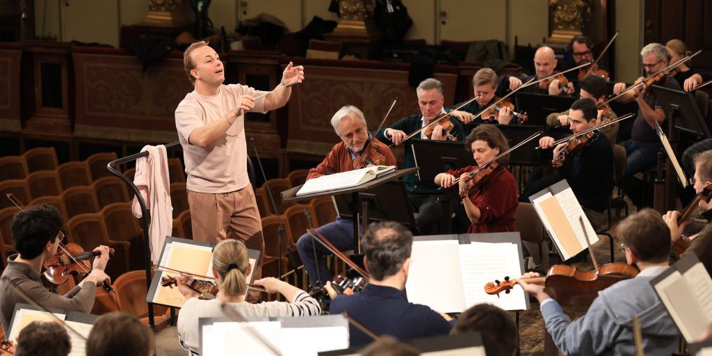 Guida pratica per ascoltare il Concerto di Capodanno 2026 in diretta da casa