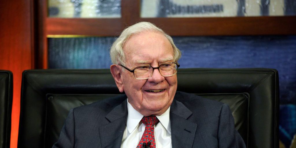 Buffett si ritira: fine del suo mandato di CEO di Berkshire Hathaway