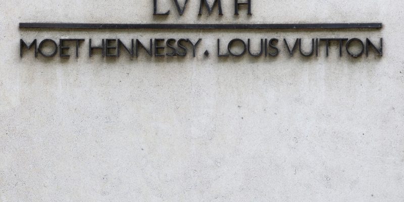 Lvmh, vendite trim3 oltre attese, gruppo torna a crescere