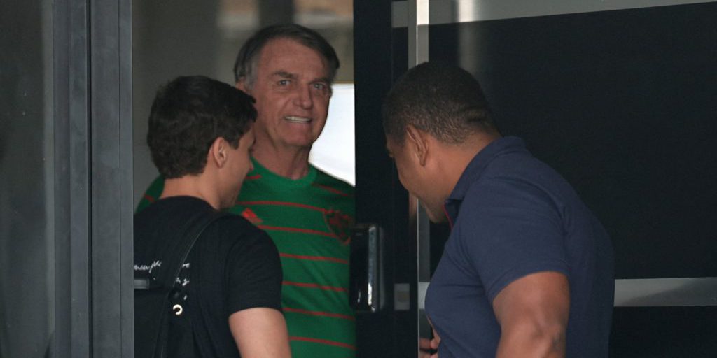 Bolsonaro richiede di proseguire la detenzione domiciliare per motivi di sicurezza della vita
