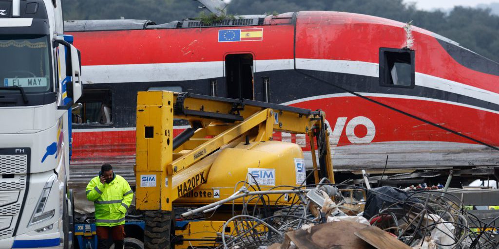 Incidente ferroviario di Adamuz: il numero di vittime sale a 43 dopo aver trovato un nuovo corpo