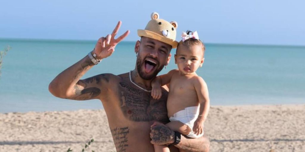 Luana Piovani choca ao revelar que filhos estudam em escola pública