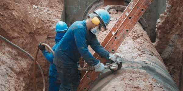 Obras da Embasa ampliam cobertura de esgotamento na Cidade Baixa