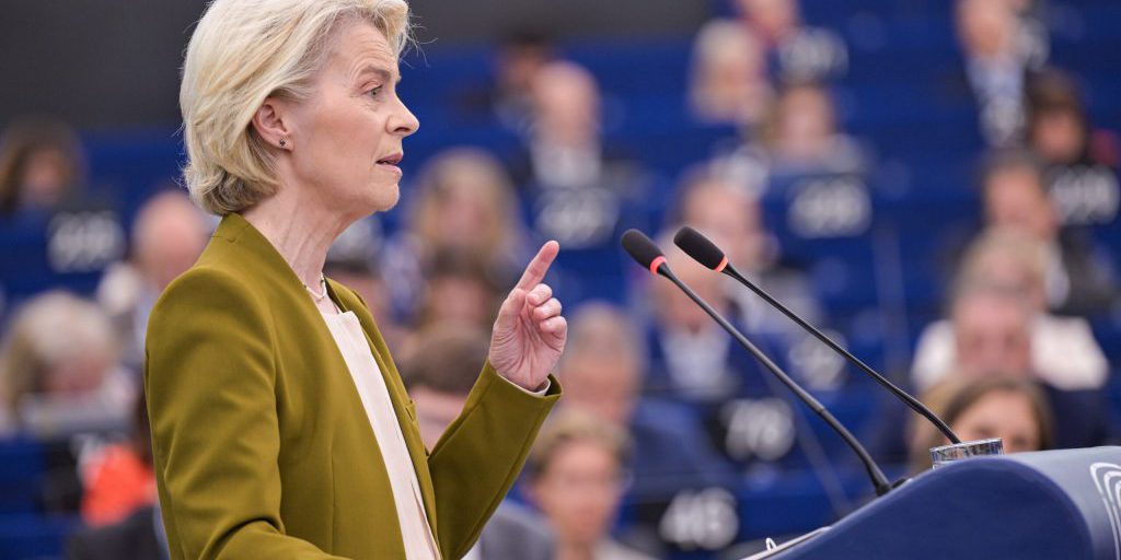 Von der Leyen all’Eurocamera: “Pace è scoraggiare aggressioni”