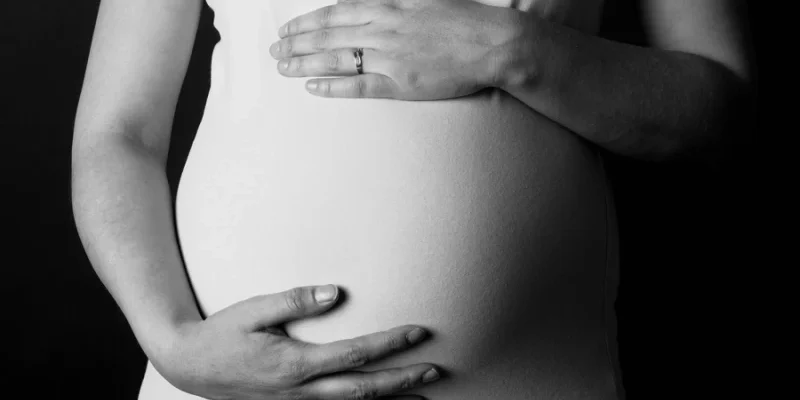 Programma di aiuti economici per le madri in attesa: il Michigan lancia un'iniziativa per ridurre la povertà infantile e sostenere le famiglie