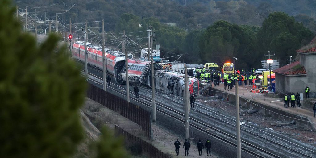 Renfe offre cambi e cancellazioni gratuiti per tutti i treni verso l'Andalusia dopo l'incidente di Adamuz