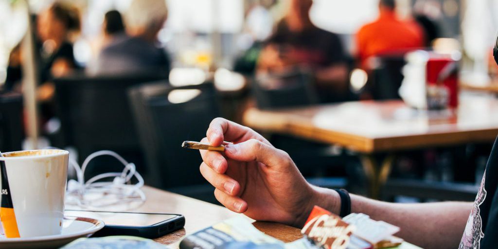 Smettere di fumare: come l’ambiente e i propositi di Capodanno possono fare la differenza