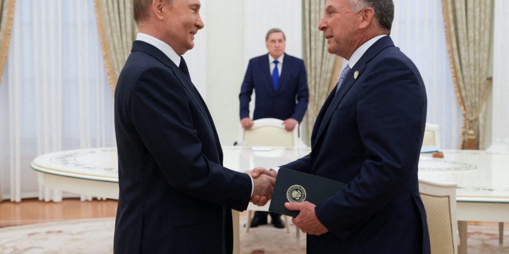 Putin incontrerà l'ambasciatore speciale di Trump al Kremlin questo giovedì