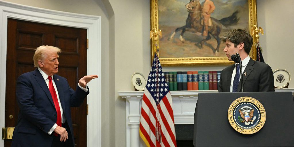 Sam Altman e l’IA: la ricerca di un dominio globale secondo Karen Hao