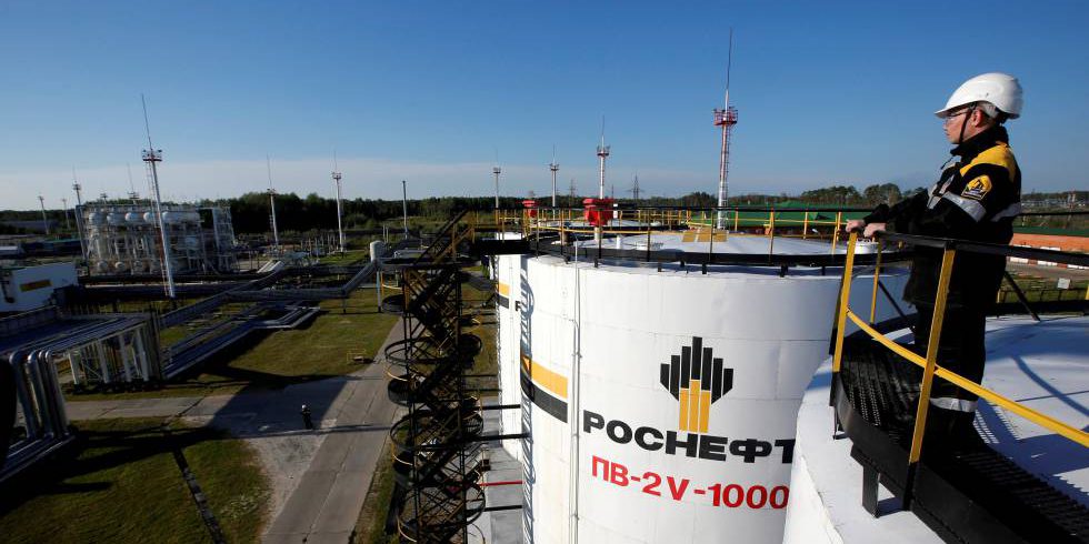 Sanzioni su Rosneft e Lukoil: l'impatto immediato sul mercato petrolifero russo