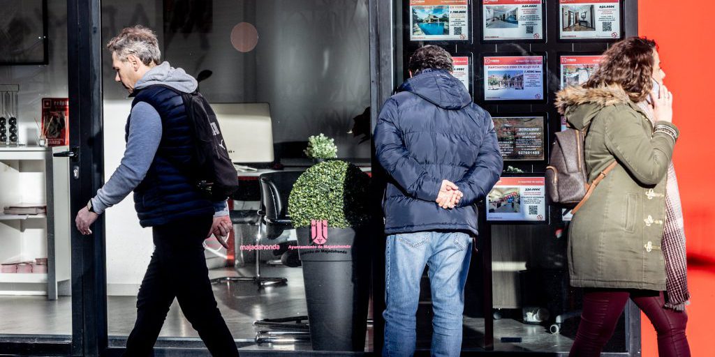 Meno ipoteche firmate a novembre, ma ancora il record di 15 anni