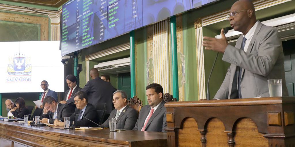 Câmara arquiva processo de cassação contra Hamilton Assis