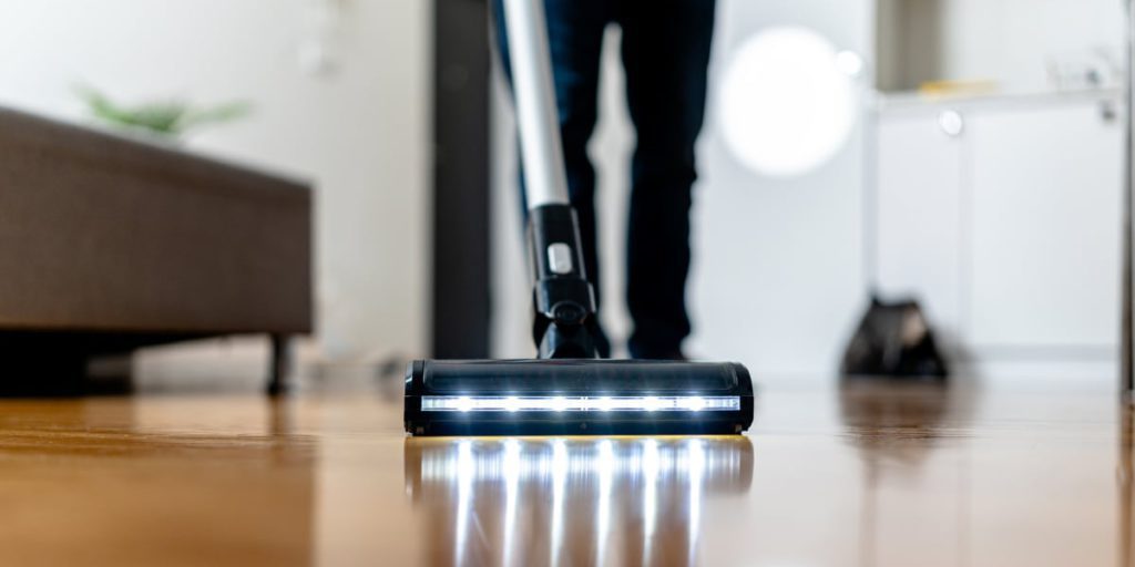 Aspirapolvere senza fili a 90 euro: offerta Black Friday su Amazon