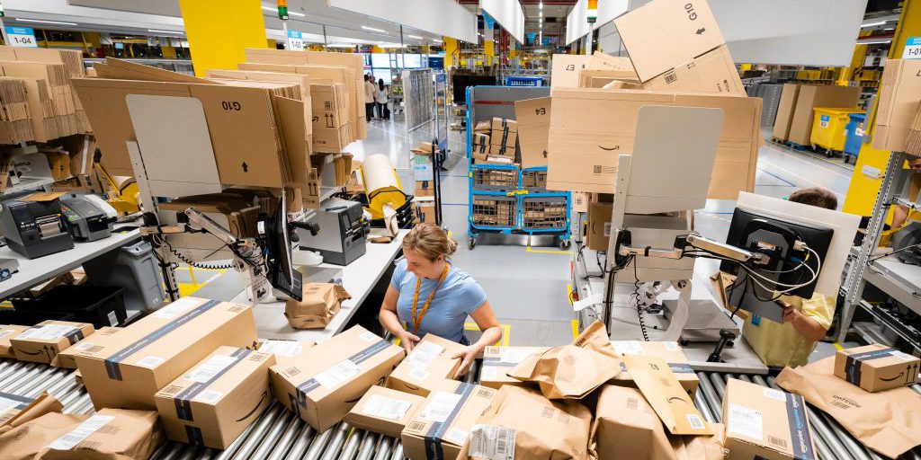 Picco di frodi online nelle vacanze: i criminali si adattano alle nostre abitudini di shopping