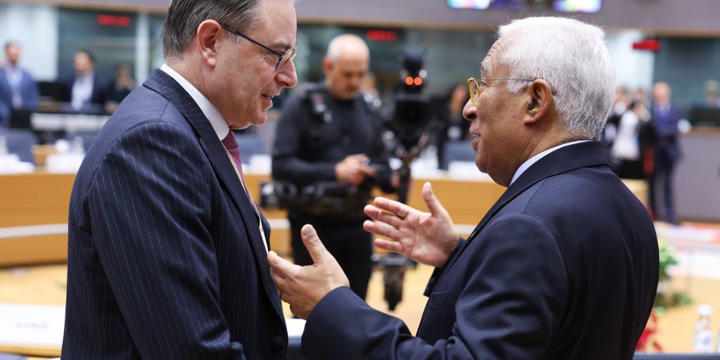 UE propone finanziamento ucraino con asset russi e ritarda l'inizio del Mercosur a gennaio