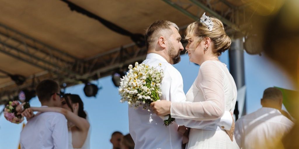 В Рязани утвердили 23 необычные локации для выездной регистрации брака