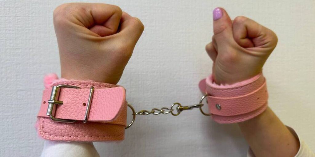 Петербуржец выплатит штраф 150 тысяч рублей за ложный донос после шоу с путанами