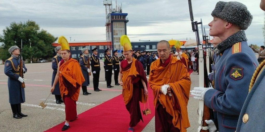 Consegna delle Reliquie Sacre di Buddha Shakyamuni in Calmucchia: Un Evento Spirituale di Portata Mondiale