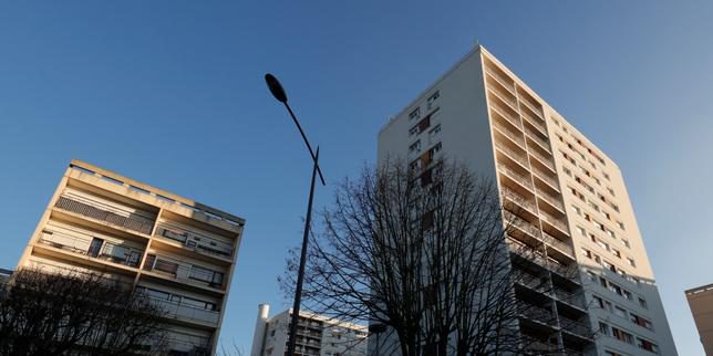 Crisi Abitativa in Francia: Proprietari di Alloggi Sociali Chiedono Aiuto allo Stato per Far Fronte alla Mancanza di Abitazioni e Rinnovamento Energetico