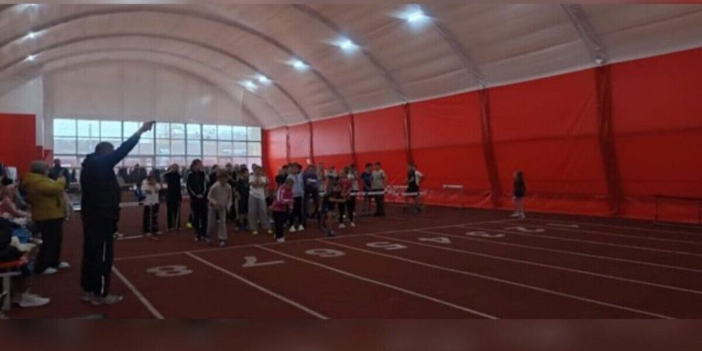 В Брянске  соревнования по лёгкой атлетике посвятили Дню отца