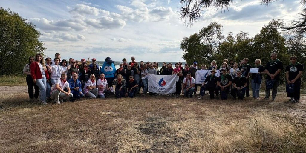 Волонтеры собрали 1,1 тонну мусора вдоль побережья Воронежского водохранилища