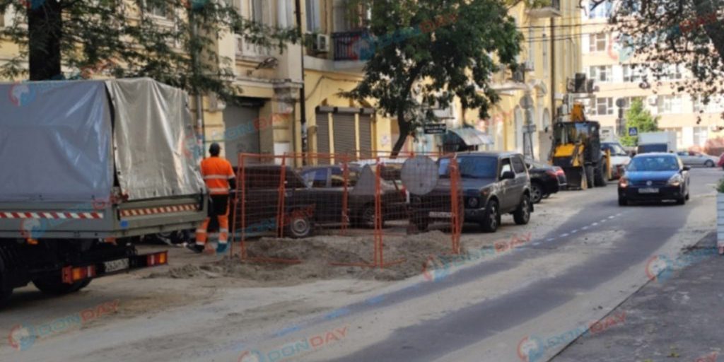 «Портал в подземелье», открывшийся под краном на Суворова, засыпали в Ростове