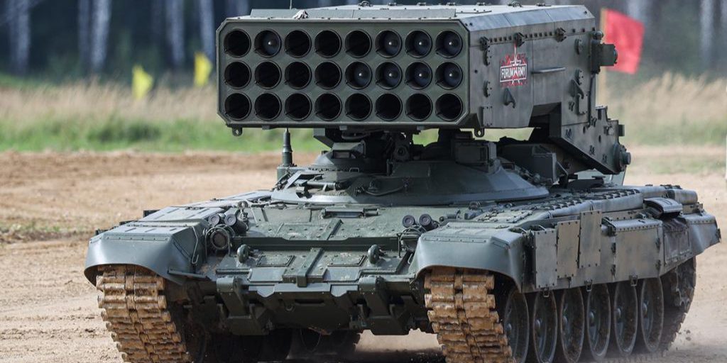 Forze ucraine danneggiano lanciatore multiplo russo Solntsepyok con drone