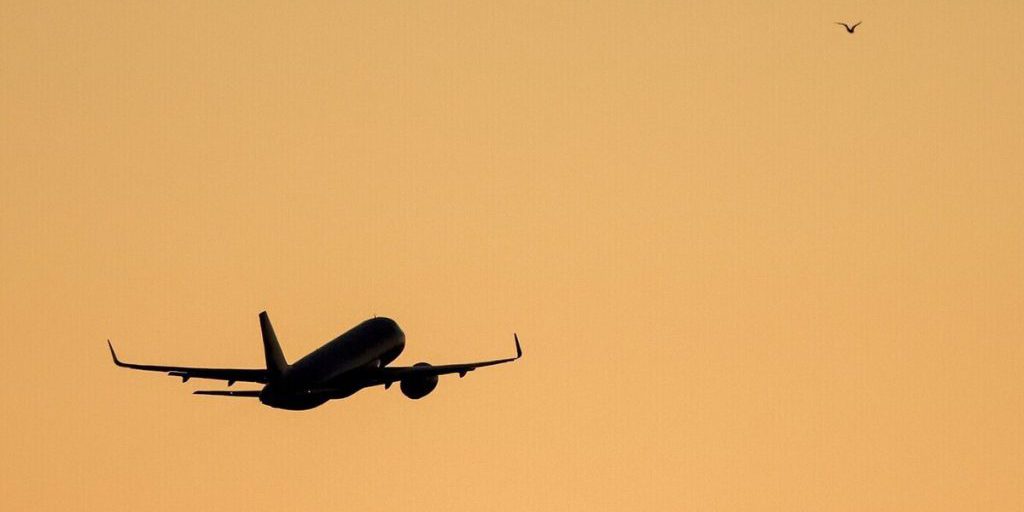 Limitazioni ai voli in quattro città russe a partire dal 17 ottobre causa motivi di sicurezza