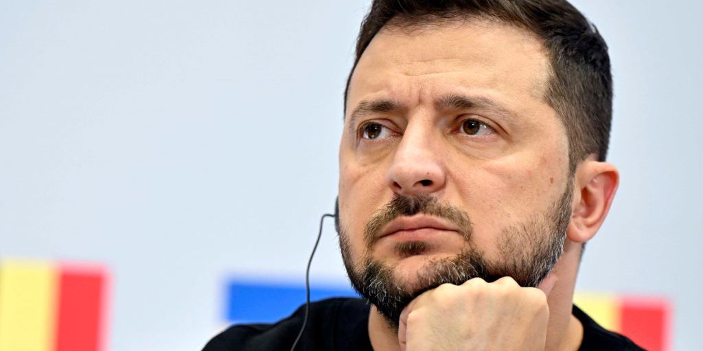 Poll shows 60% of Ukrainians trust Zelenskyy