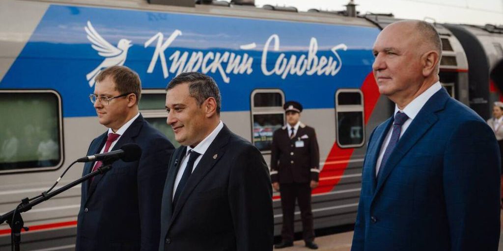 "Il ritorno del lusso: il treno storico 'Usignolo di Kursk' torna in servizio nel 2021"