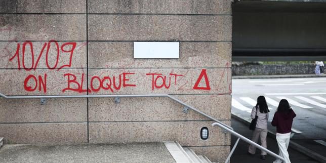 "Sciopero dei ferrovieri francesi: protesta contro le riforme del governo"