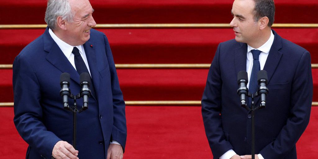 Guillaume Tabard : «Nomination de Lecornu, changement de méthode ou méthode Coué ?»