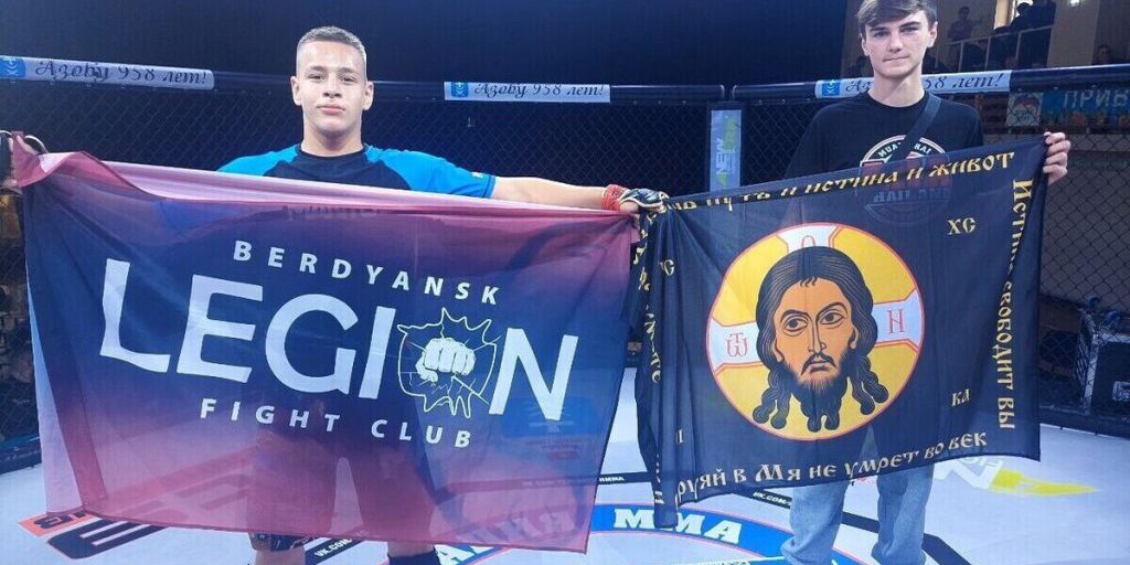 Спортсмены из Бердянска завоевали медали на турнире по ММА в Азове