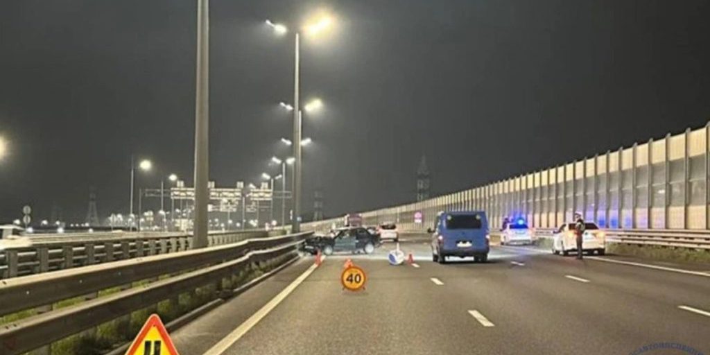 В Калининграде водитель без прав стал причиной ДТП с пострадавшей девушкой